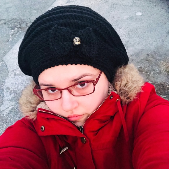 Meet your Posher, Sahara - Picture 1 of 1